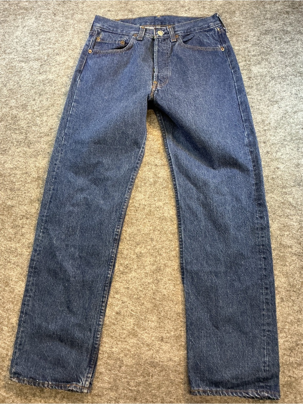 Levi’s | VINTAGE MADE IN USA 501 Classic Dark Blue Straight-Leg Jeans Size 31X30